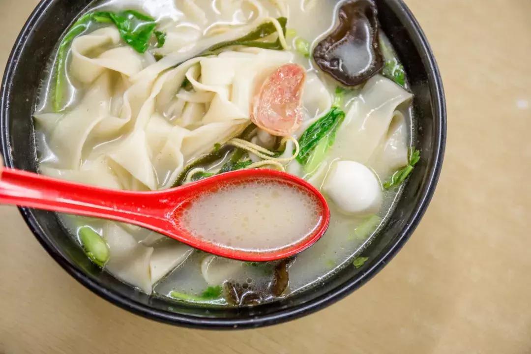 南京板仓街美食龙虾,南京板仓街面馆