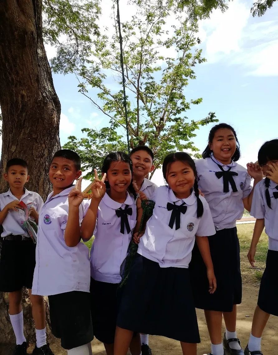 为什么现在好多人选择去泰国上学,为什么很多人选择去泰国