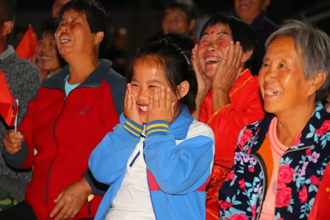 【超燃来袭】武清：70张笑脸，用稳稳的幸福，致敬可爱的祖国！