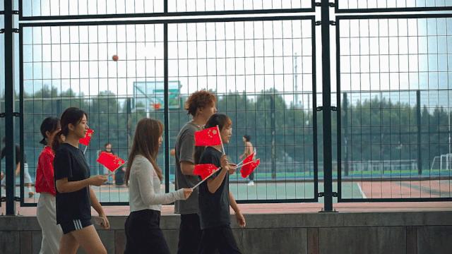 金职院@您：祝国庆节、中秋节快乐