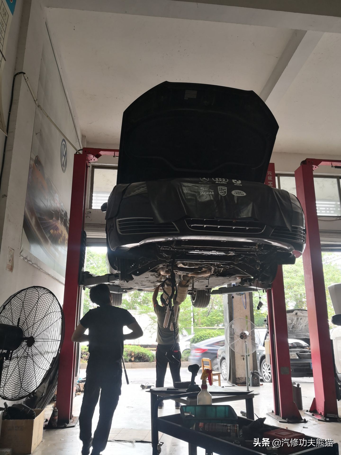 奥迪a8l烧机油严重有什么征兆,奥迪a8l烧机油现象普遍吗