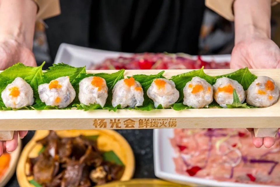 轰动火锅界的鲜货模式，老板放话：不新鲜就退货