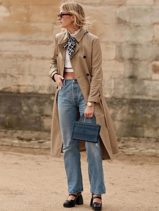 实用小妙招十种时尚丝巾系法,丝巾时尚系法小技巧