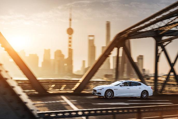 玛莎拉蒂开起来什么感觉,怎么开玛莎拉蒂才不会尴尬