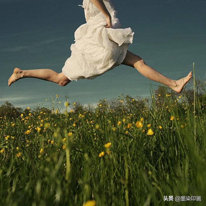 跳跃怎么拍照,跳跃照拍摄技巧和方法