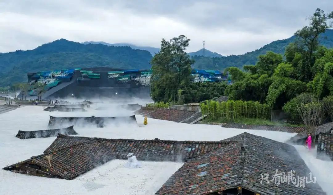 四川普贤菩萨攻略,四川峨眉山普贤菩萨最灵的寺庙