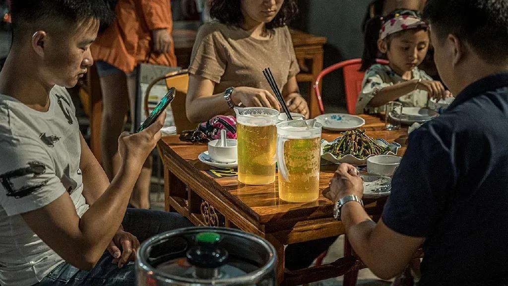 “大金链子小手表，一天三顿吃烧烤”徐州16家烧烤扛把子都在这儿