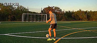 人人必会的五大防守技巧,初学者5个必会足球射门技巧