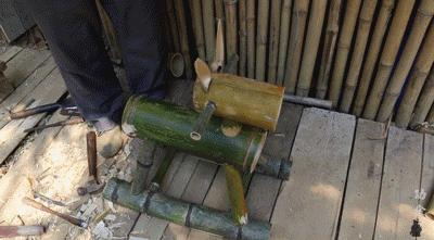 中国老爷爷给孙子做的神奇玩具,老外看中国爷爷给孙子做玩具