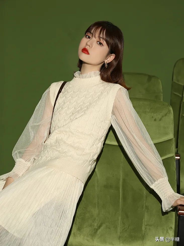 韩剧女主的穿搭连衣裙,韩剧女主穿条纹衬衫