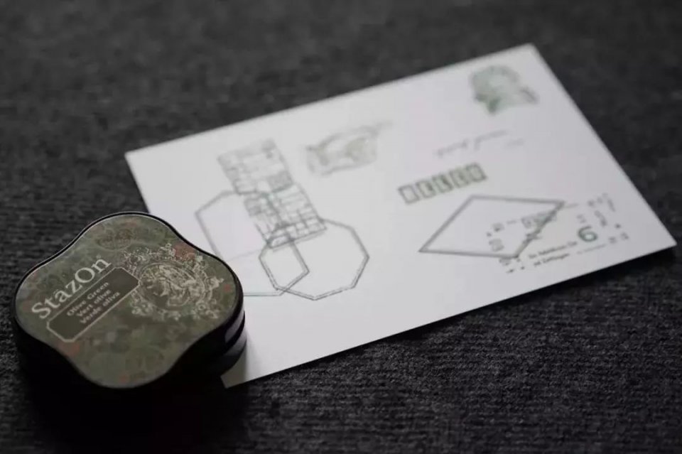 秋冬棕绿色,厌倦了红黄棕不妨来款高级感发色