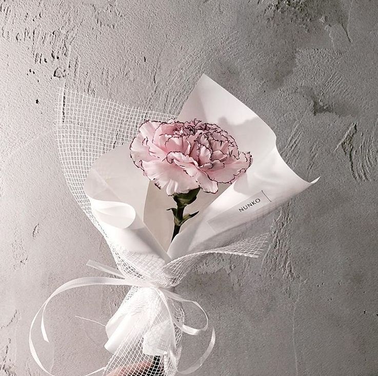 单支花束图片送女朋友,单支玫瑰花束怎么包装赶紧学起来