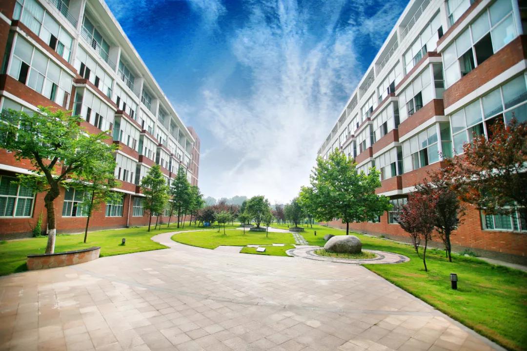 武汉外语外事学院招生,武汉外语外事最近是什么考试