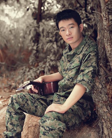 军旅歌唱家的经典歌曲,那些很有正能量的歌