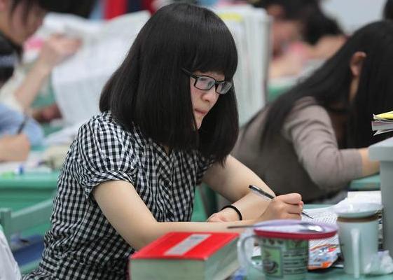 高考最后“冲刺期”,孩子文理综成绩不稳定,多半是3个原因导致