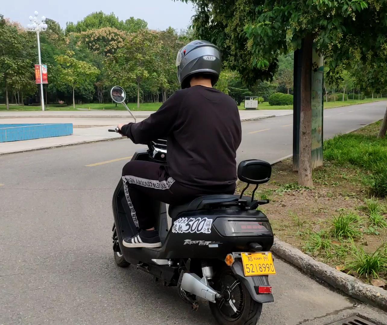 宝岛电动车优缺点,国产踏板电动车试驾视频