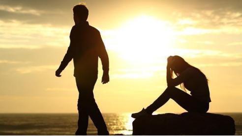 女人分手后多久开始想念前任,分手后还想着对方怎么办