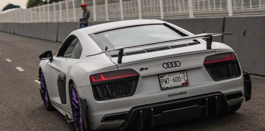 奥迪r8碳纤维车体,碳纤维奥迪r8