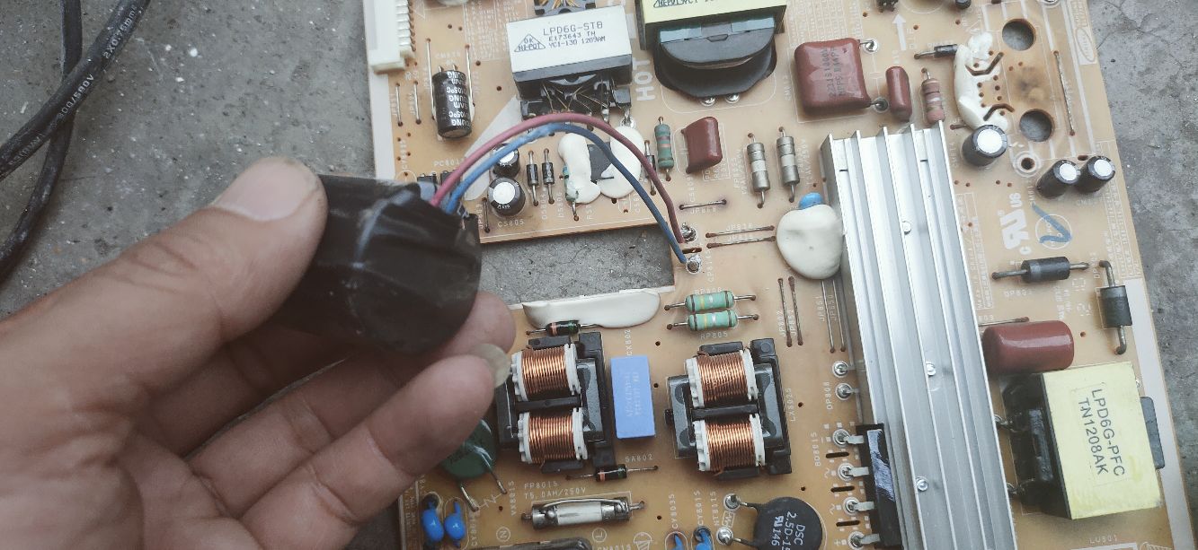 常见的液晶电视维修问题,目前最新液晶电视维修教程