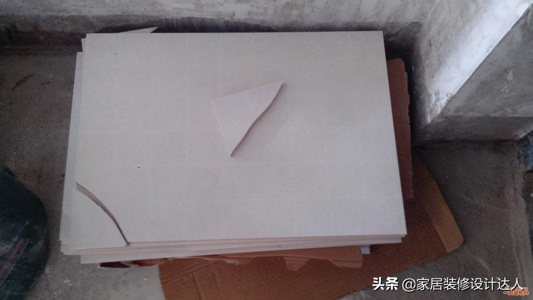 地板瓷砖破裂怎么换新的,瓷砖太暗了想砸掉换新的