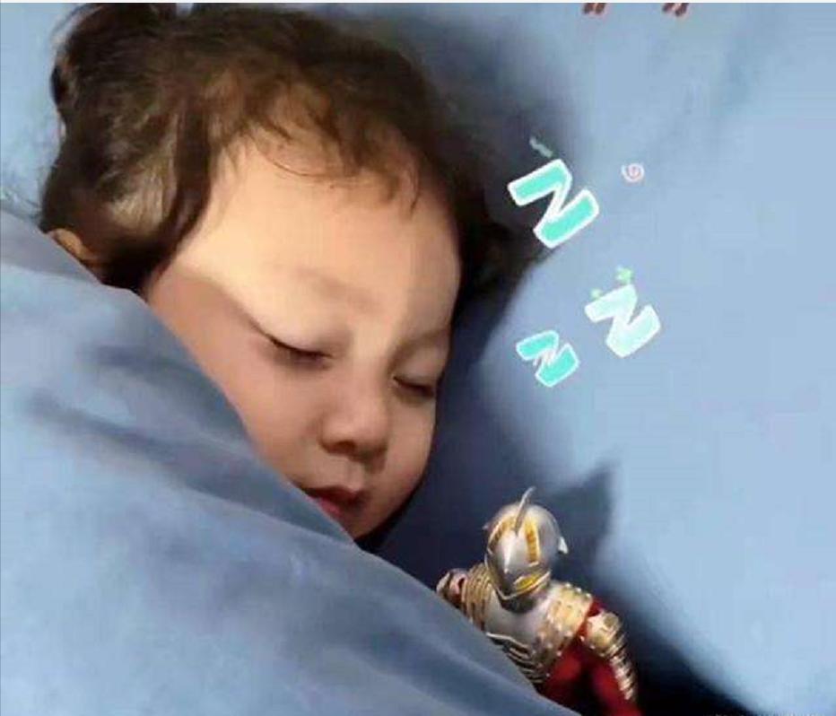 女儿喝可乐上瘾，宝爸教科书般的做法，设计帮忙“戒瘾”