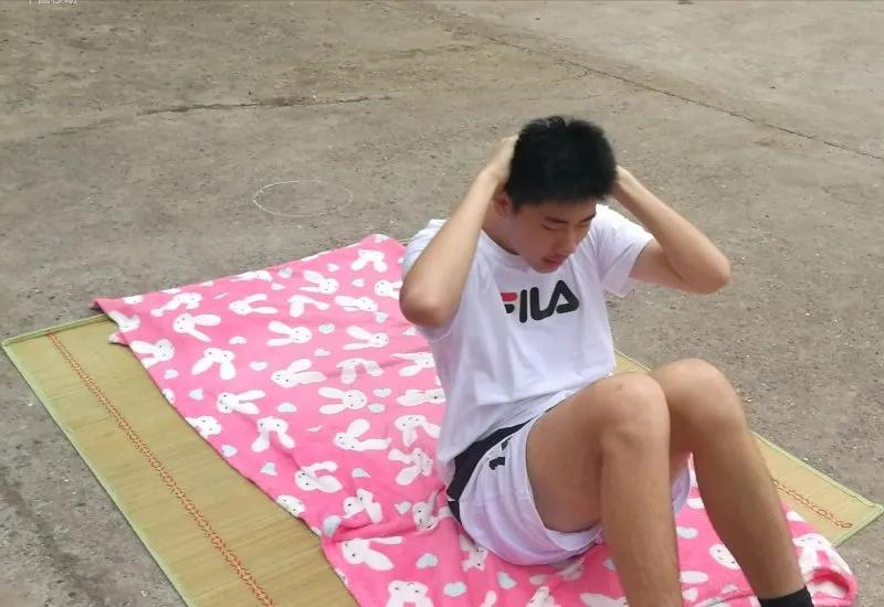 满怀赤子之心，再现抗疫攻坚精神——2020年阜新篮球学校全国U系列参赛队线上“体能大比武”活动纪实