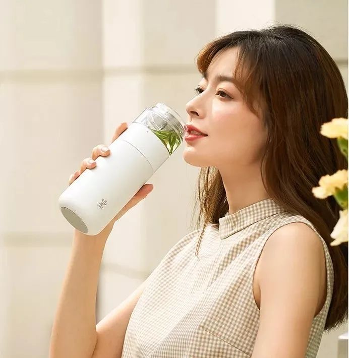 推荐一款茶水分离杯既方便又实用,令人惊艳的茶水分离杯