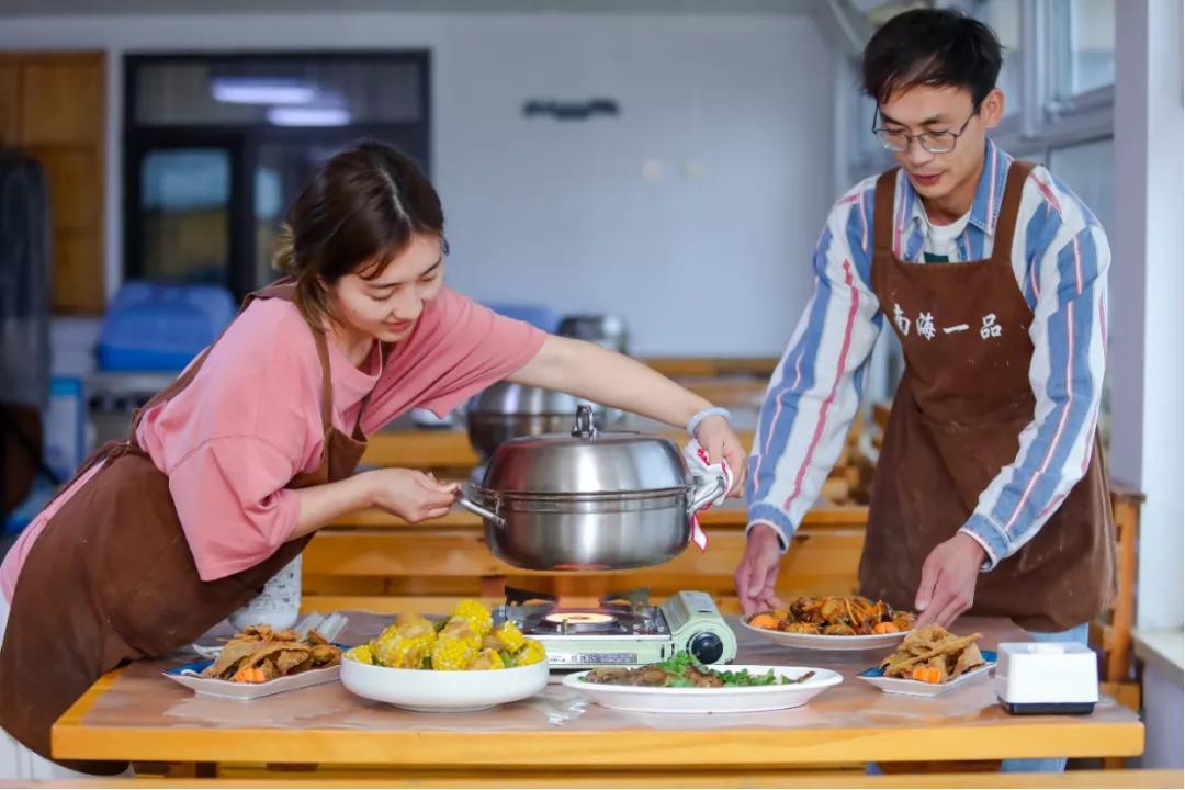 希望更多的年轻人回家乡创业,这届年轻人返乡过年