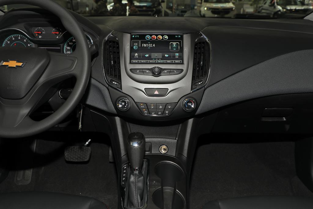 全新科鲁兹全细节静态解析,2024款科鲁兹最高配介绍