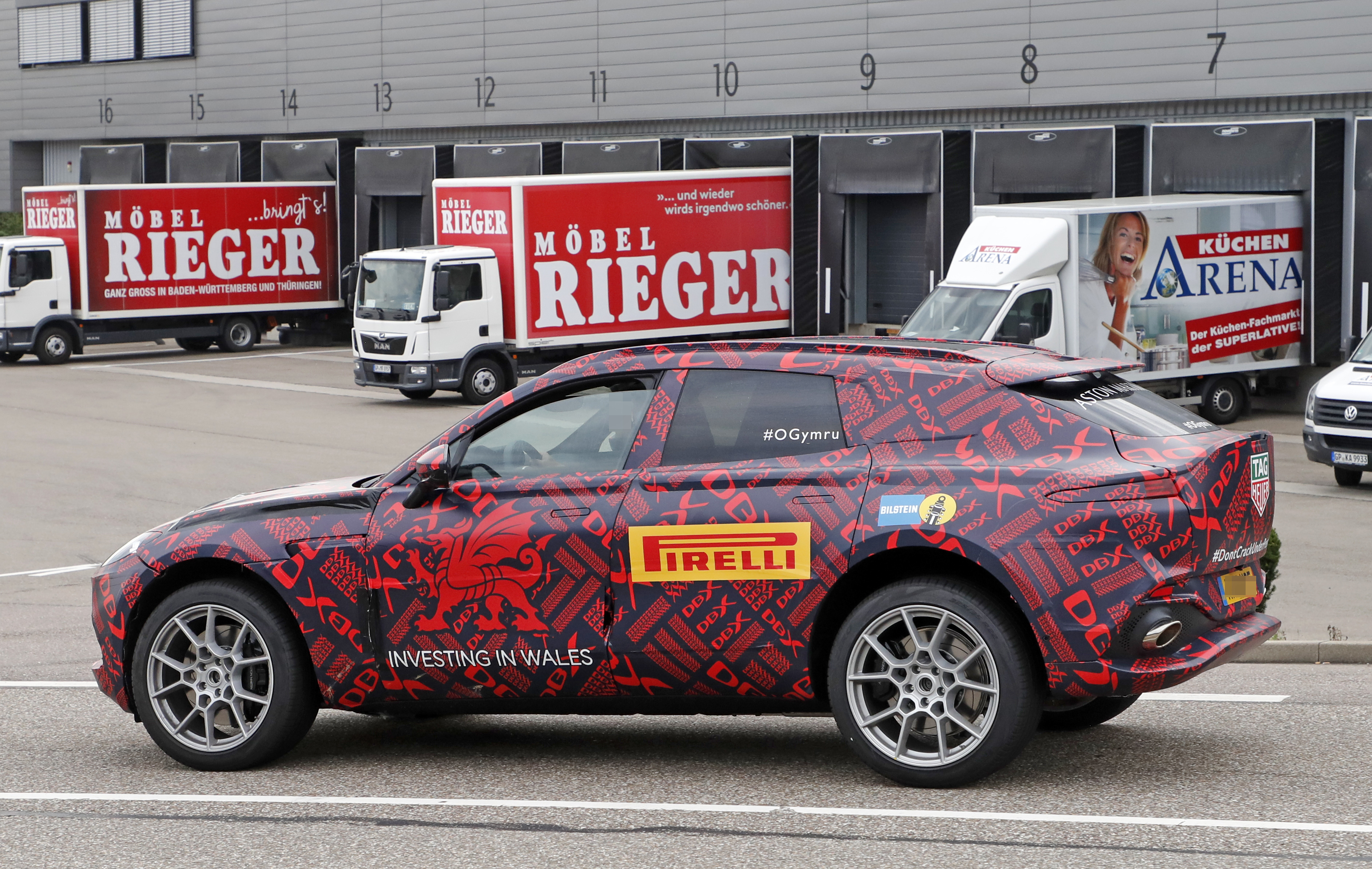 dbx卖的怎么样,dbx车身