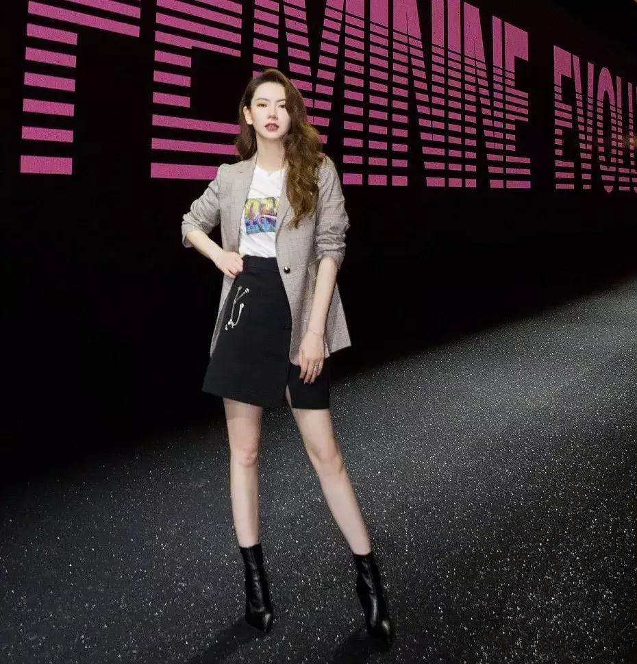 加拿大美白身体乳推荐,保湿力度强大牌的身体乳