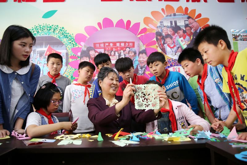 双减政策允许学校开展课后服务吗,双减模式下的小学