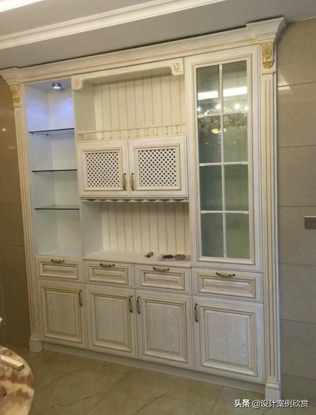 现代简约餐厅酒柜装修效果图大全,2021餐厅酒柜装修效果图