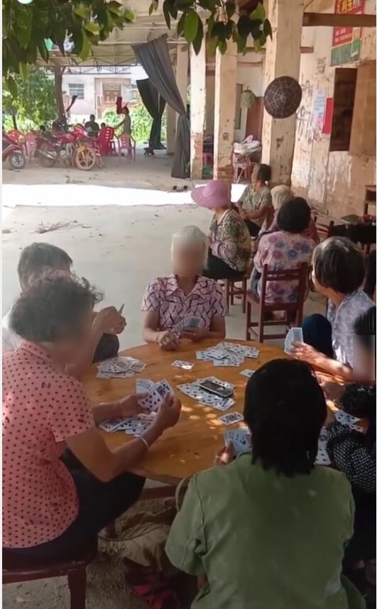 凸字形平顶二层别墅屋顶设计大全,1层半小别墅不起檐设计图纸讲解