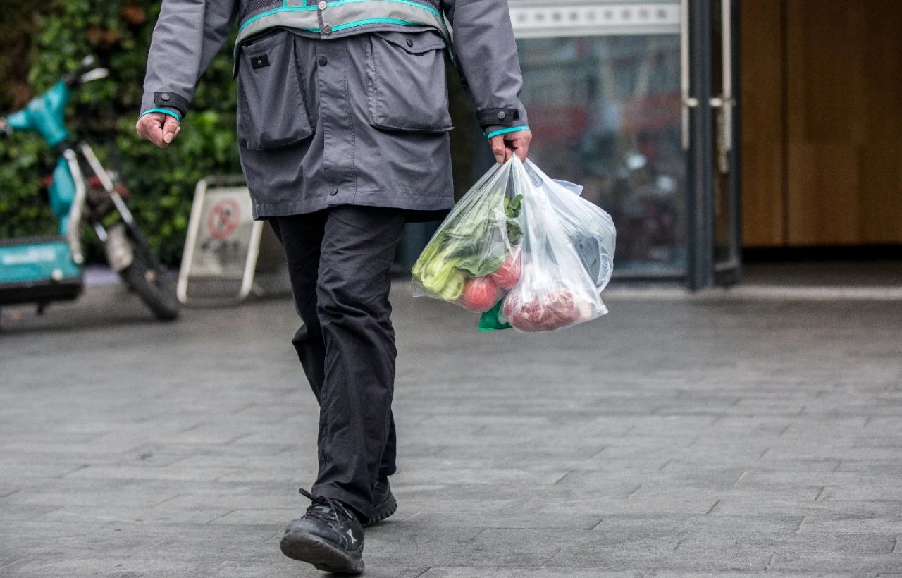 抢外卖小哥饭碗？滴滴21城上线跑腿业务，网友：终于转正了！