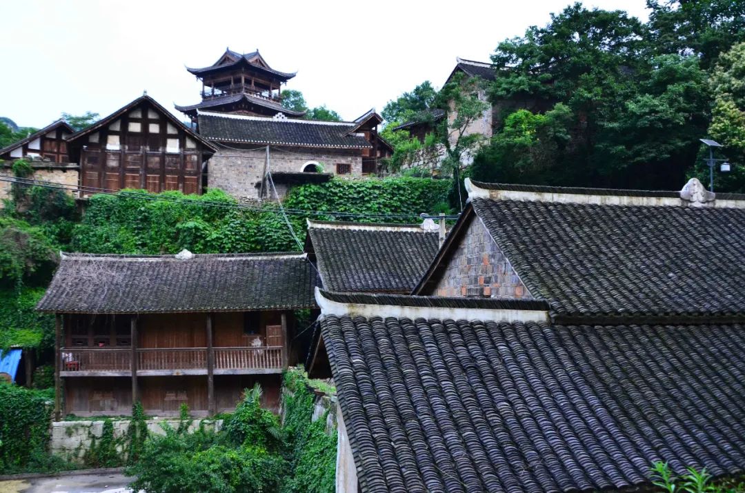 清明假期出游新热点贵州,清明贵州旅游自由行攻略