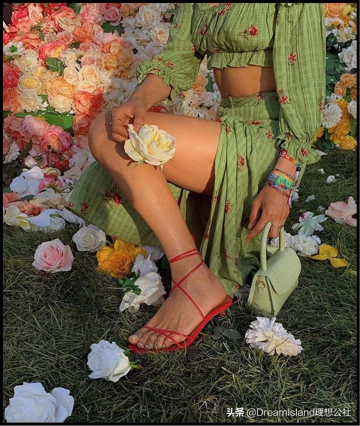 2022年的第一双鞋子,2020第一双鞋