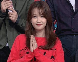 双下巴显脸大怎么改善,双下巴很明显但是不胖