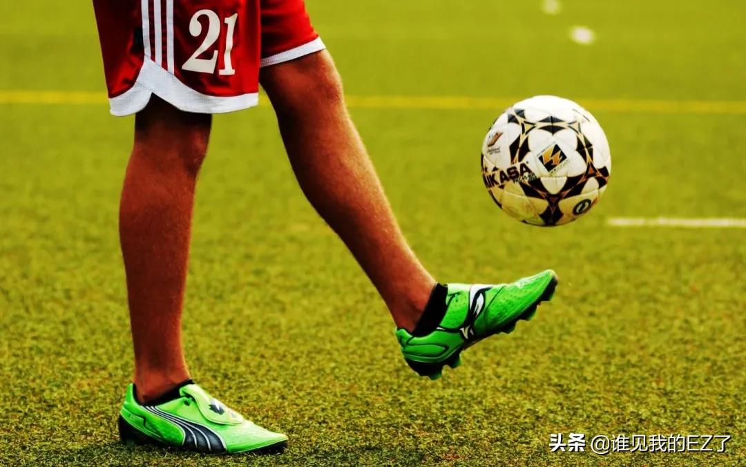 怎么提升足球颠球球感,网球初学颠球球感练习