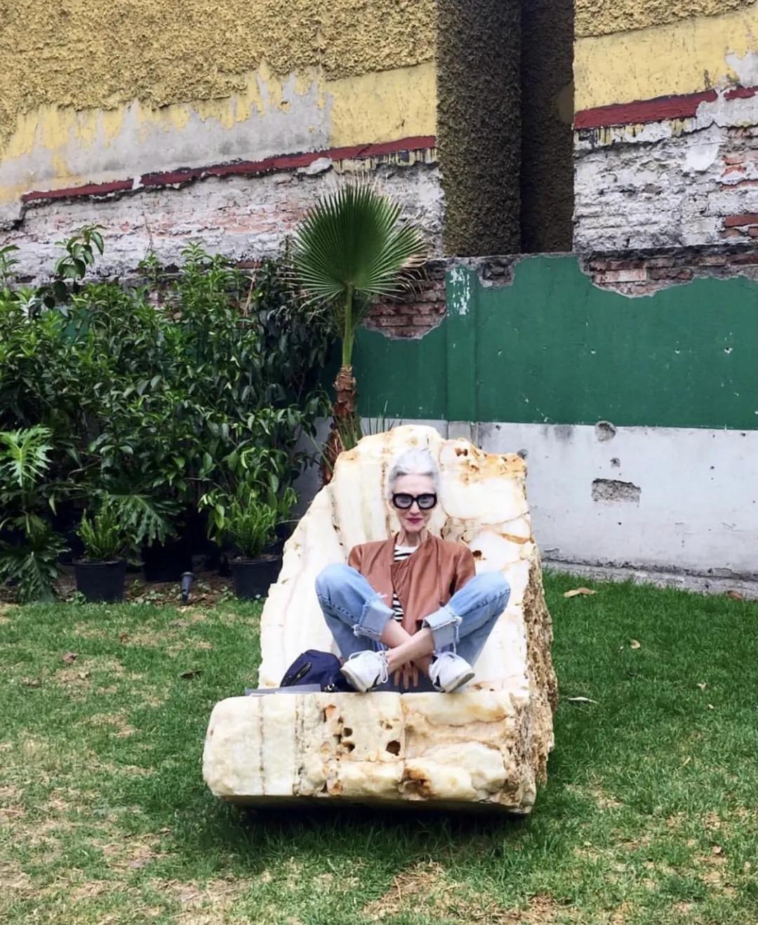 麦当娜50岁时穿衣打扮,61岁麦当娜自曝秀出美貌不减年华