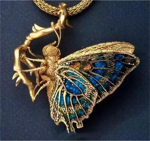 同样是黄金有什么区别呢,黄金的工艺也很美