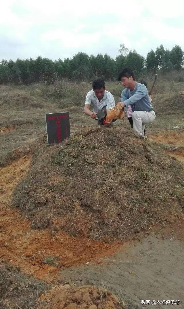 送葬的十大规矩,送葬原路返回去什么意思