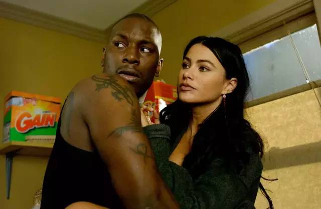 一部跌宕起伏的犯罪片,一部让人热血沸腾的犯罪片