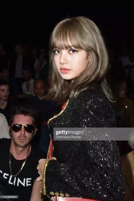 lisa如今的变化,lisa前后颜值对比