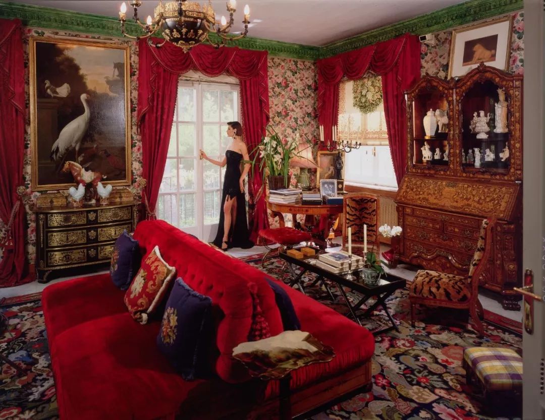 意大利品牌华伦天奴,华伦天奴首席设计师