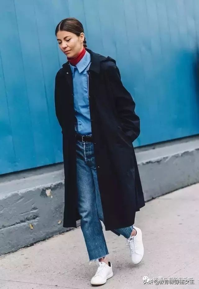 毛衣衬衫高雅上档次,毛衣搭衬衫怎么穿