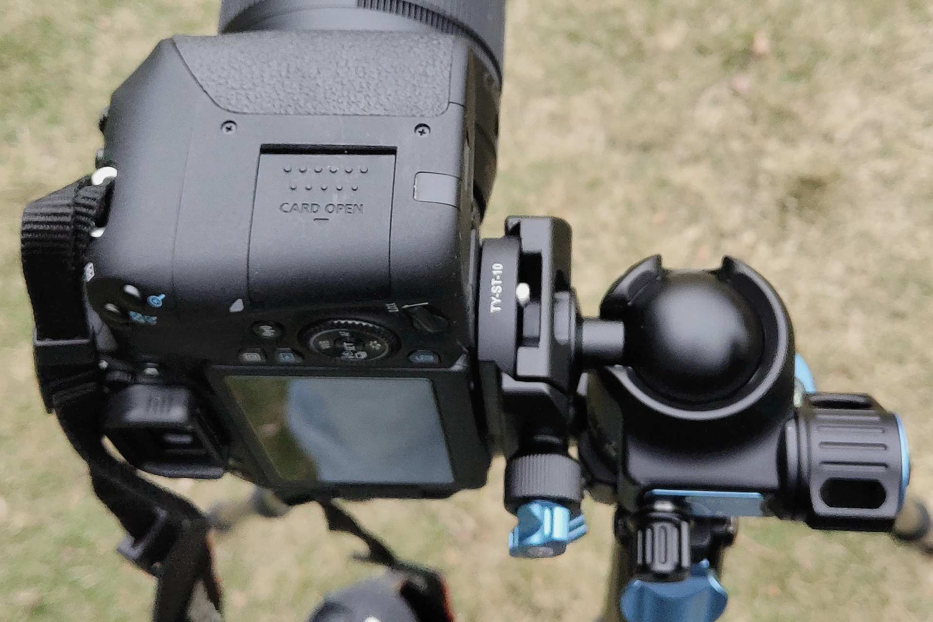 思锐稳定型三脚架套装,思锐迷你三脚架测评