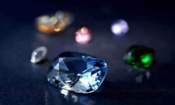 天然水晶鉴定方法,水晶的消磁方法有哪些