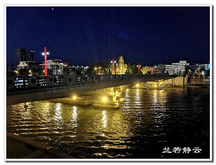 夜幕下的天津海河，美爆了