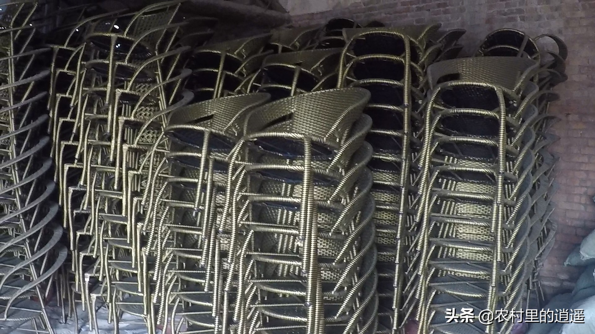 承包手工活编织藤椅,寻找适合农村老人的手工活